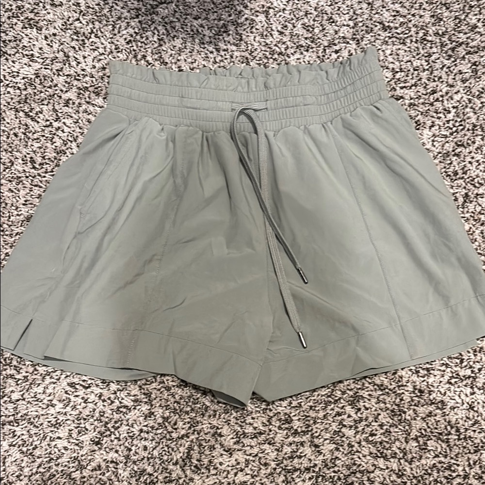 Abercrombie and Fitch green short